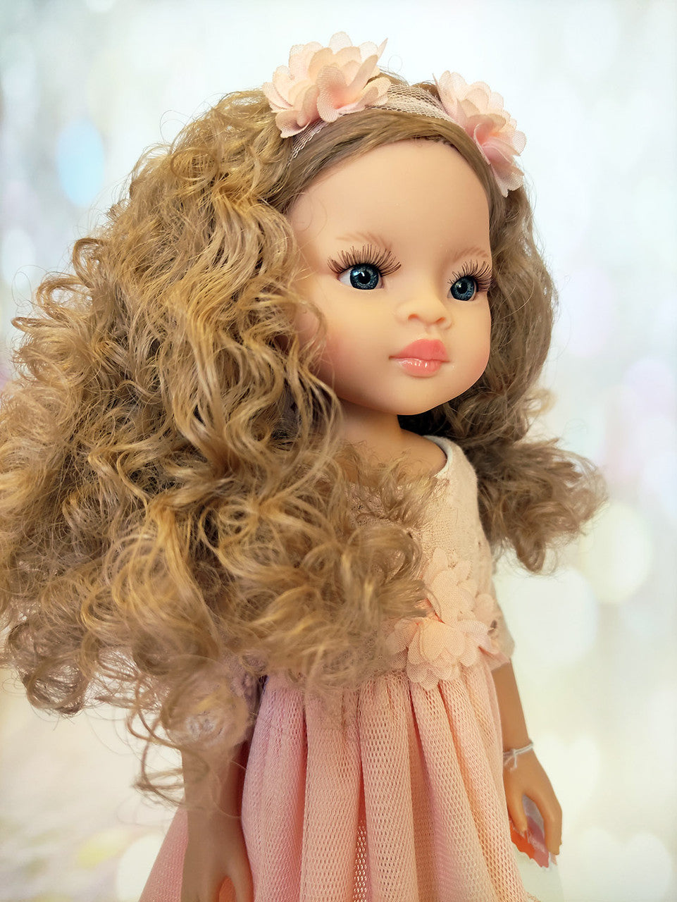 Lutka Las Amigas Rebeca Articulada 32cm