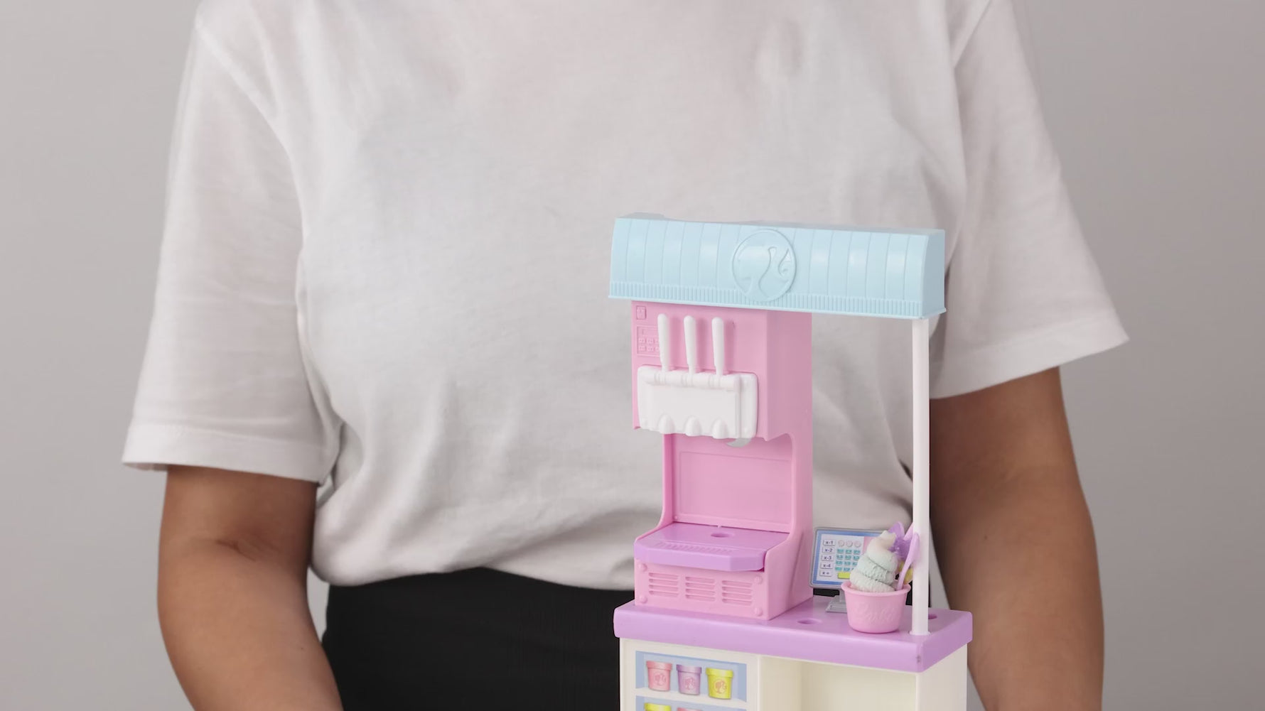 Mattel Barbie - Slaščičarna (HCN46)